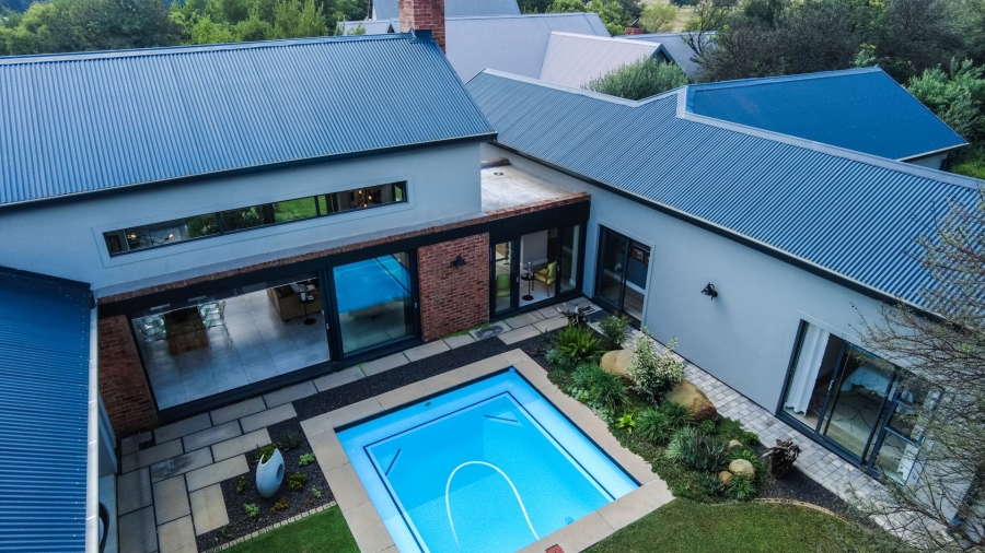 3 Bedroom Property for Sale in The Coves North West